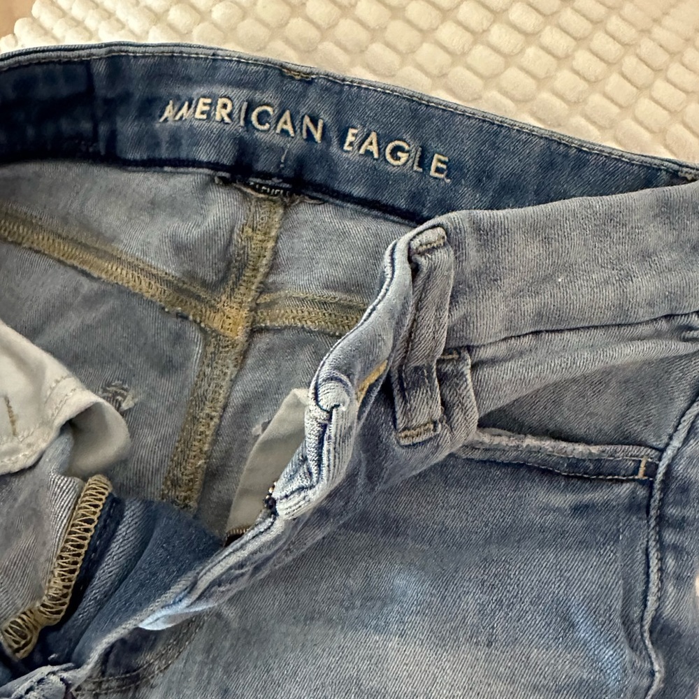 American Eagle curvy High rise ripped jeggings